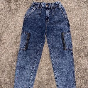 Urban Outfitters Women's Size Small BDG Acid Wash Cargo Jeans